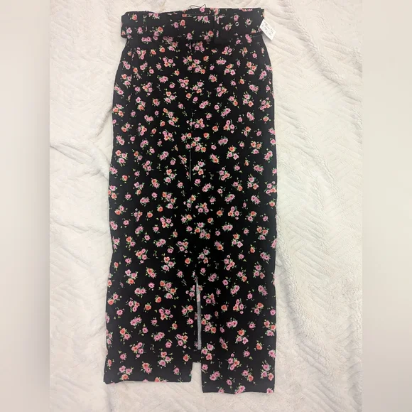 NWT ZARA Black and Pink Floral High Waisted Midi Skirt with Belt - Picture 3 of 7
